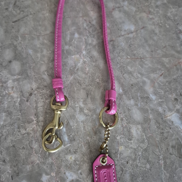 Coach Leather Wristlet Strap with Brass - Picture 3 of 3